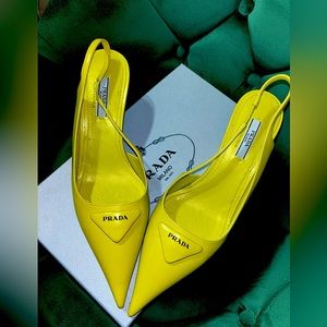 Prada Sling Back Block Wedge Ghost Heel in Green. Very good condition. Size 38